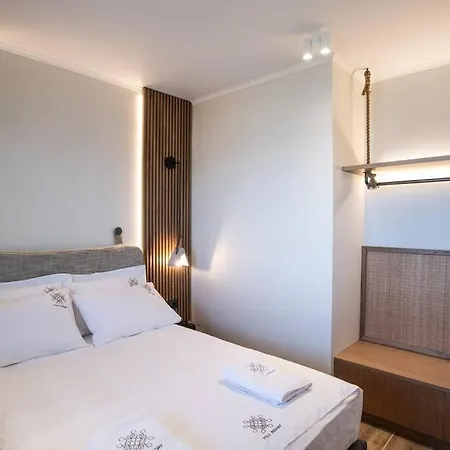 Apartment Yolo - Notte