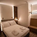 Yolo - Notte * Alykes (Zakynthos)